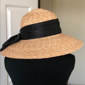 Beautiful straw hat with wide bow